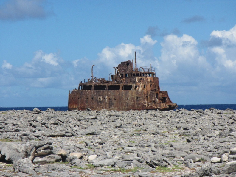 Shipwreck on Kline Curacao IIMG_5454.jpg